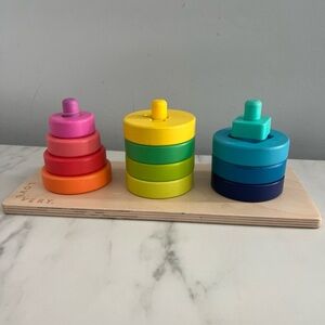 LOVEVERY Twist and Pivot Pattern Puzzle Perfect Condition Toddler Preschool